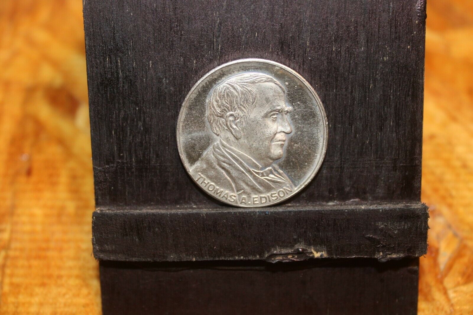 So-called Half Dollar-thomas A. Edison Centennial-32mm