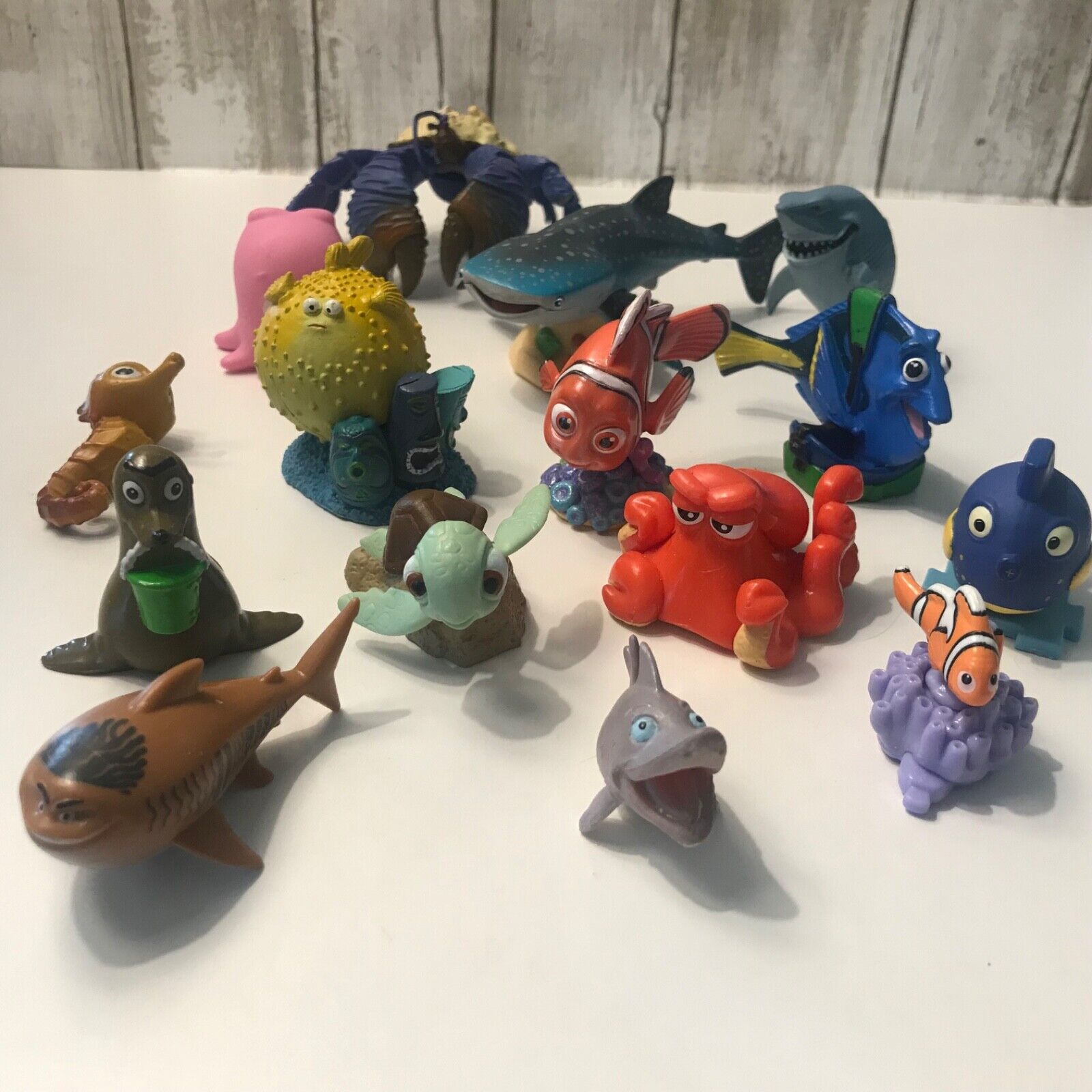Disney Pixar Finding Nemo Dory Playset 15 Figure Toy/cake Topper Pvc