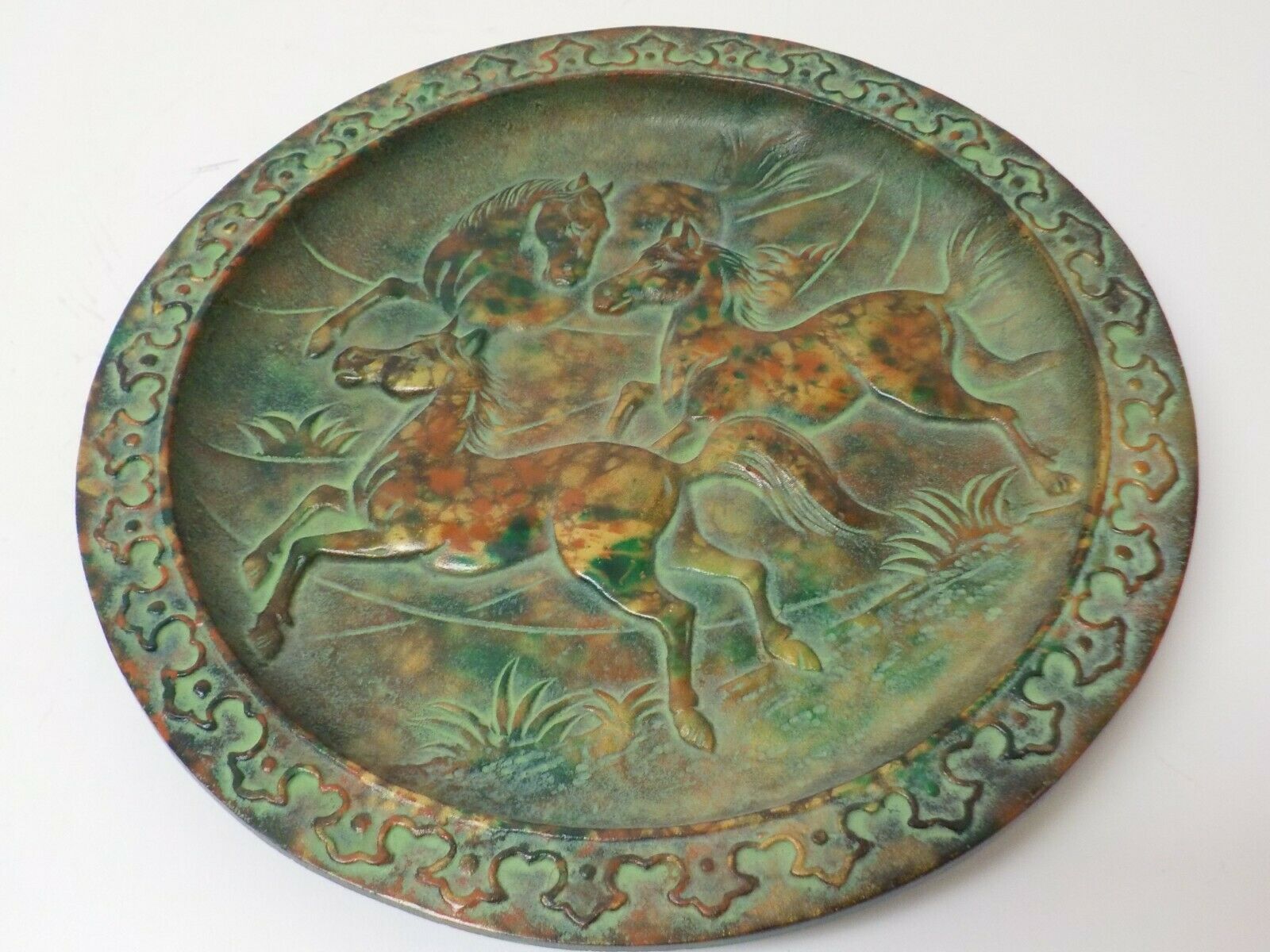 Vintage Cast Iron Wall Plaque/plate 10" Horses Raised Rustic